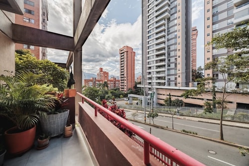 Modern Duplex w/ Balcony | El Poblado My Places