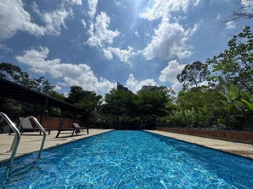 Luxury Loft | Pool, Gym & Turkish Bath My Places