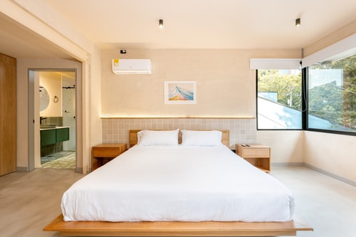 Luxury villa for groups. Pool and BBQ in Poblado 172 My Places