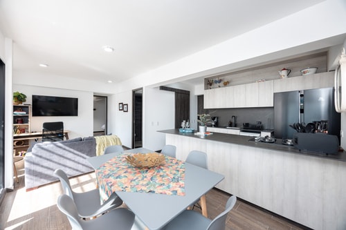 Hermoso 2BR apto en El Retiro 22 My Places