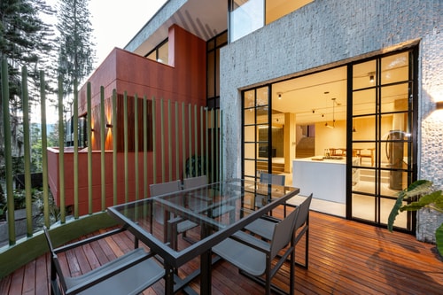 Luxury villa for groups. Pool and BBQ in Poblado 146 My Places