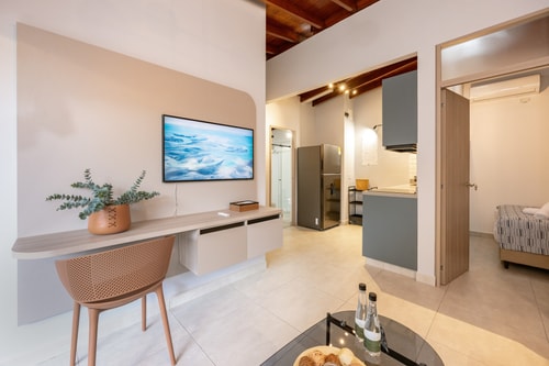 Modern 2BR Apartment w/ A/C | Laureles 33 My Places