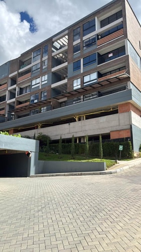 Modern Duplex w/ Mountain Views | El Retiro 7 My Places