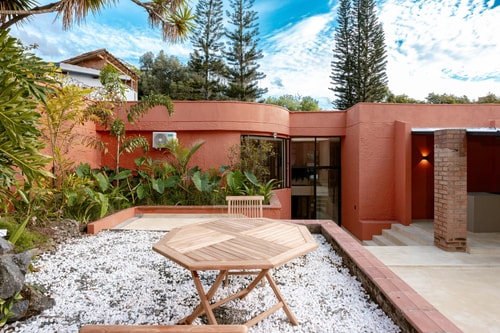 Luxury villa for groups. Pool and BBQ in Poblado 66 My Places