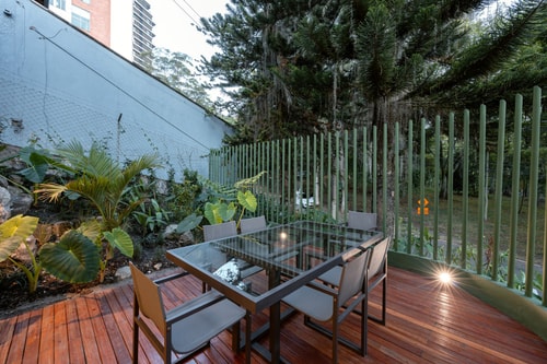 Luxury villa for groups. Pool and BBQ in Poblado 148 My Places