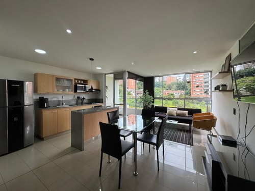 Modern Apt Near Santa Fe Mall | El Poblado 1 My Places