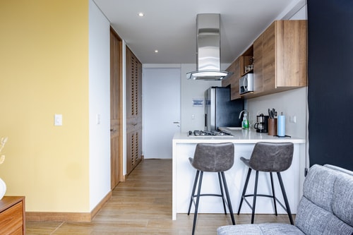 Incredible, modern unit with great view and A/C 14 My Places