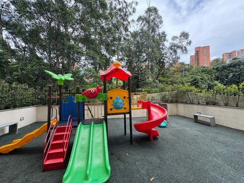 Modern Apt Near Santa Fe Mall | El Poblado 49 My Places