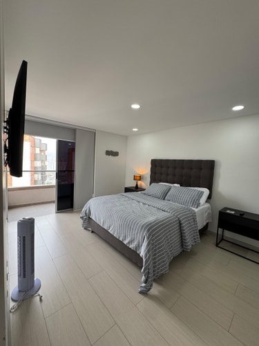 Amazing 3 BR apto in Poblado 10 My Places