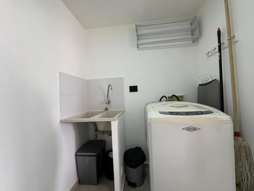 Modern Apt Near Santa Fe Mall | El Poblado 41 My Places