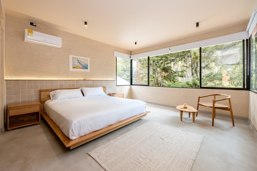Luxury villa for groups. Pool and BBQ in Poblado 35 My Places
