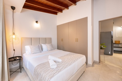 Modern 2BR Apartment w/ A/C | Laureles 13 My Places