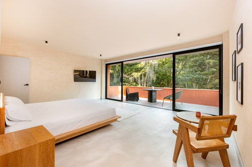 Luxury villa for groups. Pool and BBQ in Poblado 200 My Places