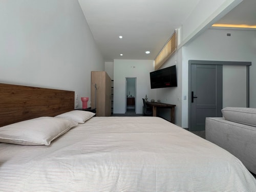 Bright loft with a pleasant view in El Poblado 57 My Places