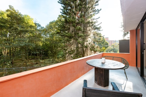Luxury villa for groups. Pool and BBQ in Poblado 40 My Places