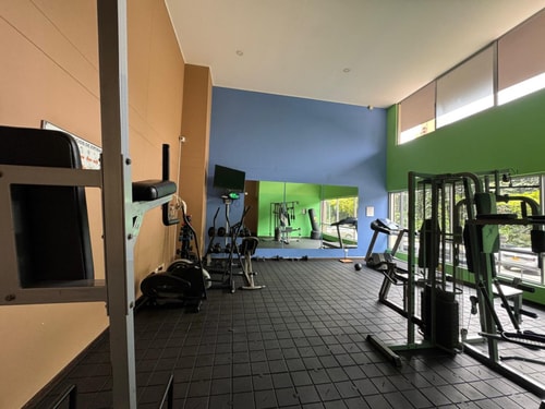 Modern Apt Near Santa Fe Mall | El Poblado 48 My Places