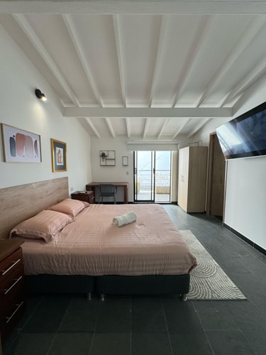 Bright Loft w/ Kitchen & Balcony | El Poblado 1 My Places