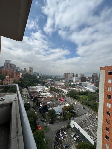 Amazing 3 BR apto in Poblado 44 My Places