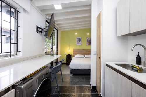 Beautiful bright loft, balcony in El Poblado 1 My Places