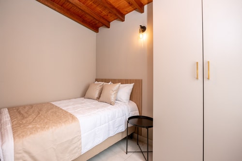 Modern 2BR Apartment w/ A/C | Laureles 24 My Places
