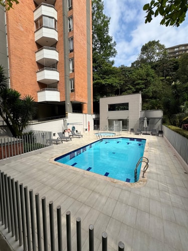 Amazing 3 BR apto in Poblado 51 My Places