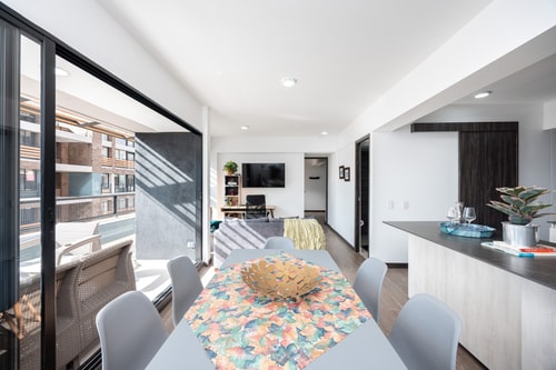 Hermoso 2BR apto en El Retiro 11 My Places