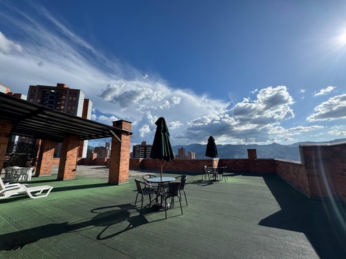 Beautiful views, close to Provence |3BR 49 My Places