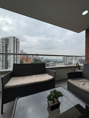 Amazing 3 BR apto in Poblado 22 My Places