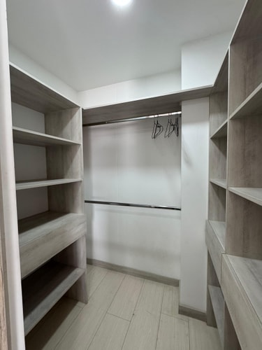 Amazing 3 BR apto in Poblado 47 My Places