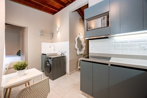 Modern 2BR Apartment w/ A/C | Laureles 16 My Places