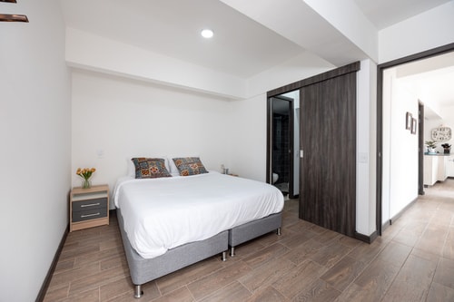 Hermoso 2BR apto en El Retiro 21 My Places
