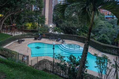 Modern 1BR | Pool | El Poblado 6 My Places