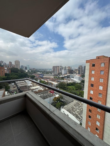 Amazing 3 BR apto in Poblado 45 My Places