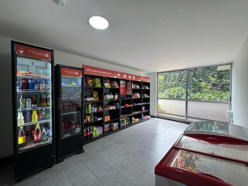 Modern Apt Near Santa Fe Mall | El Poblado 51 My Places