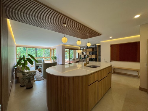 Beautiful views, close to Provence |3BR 84 My Places