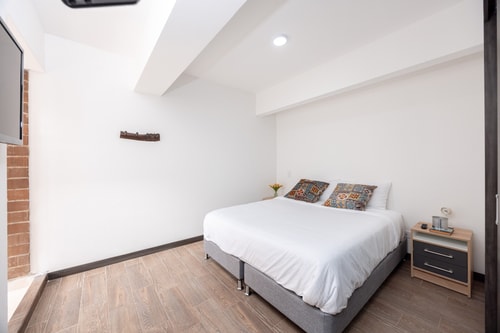Hermoso 2BR apto en El Retiro 9 My Places