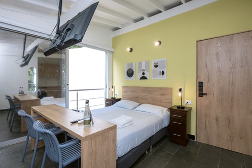Modern loft in Poblado with A/C 2 My Places