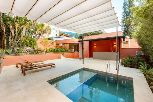 Luxury villa for groups. Pool and BBQ in Poblado 21 My Places