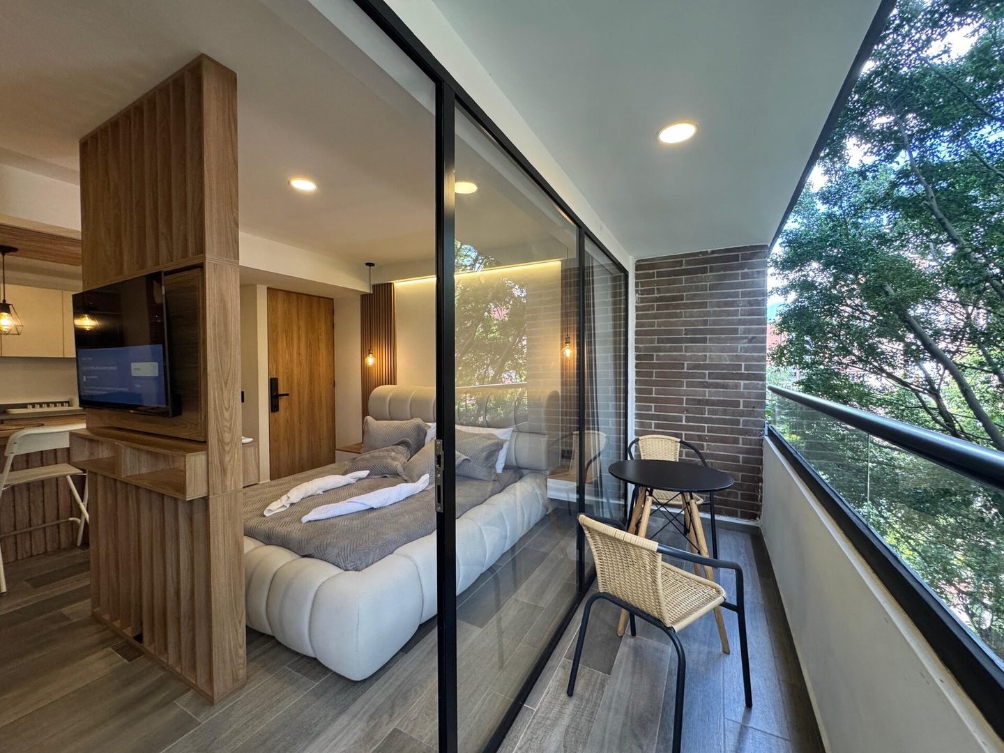Loft de Lujo | A/C • Rooftop • Laureles My Places
