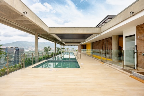 Incredible, modern unit with great view and A/C 5 My Places