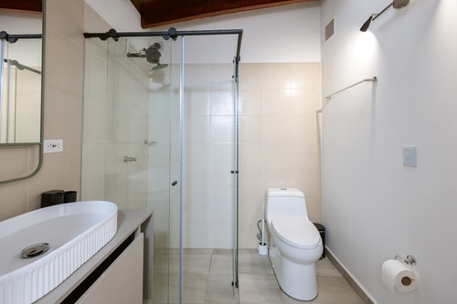 Modern 2BR Apartment w/ A/C | Laureles 16 My Places