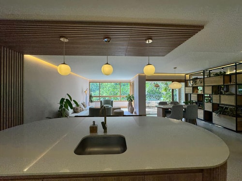 Beautiful views, close to Provence |3BR 57 My Places
