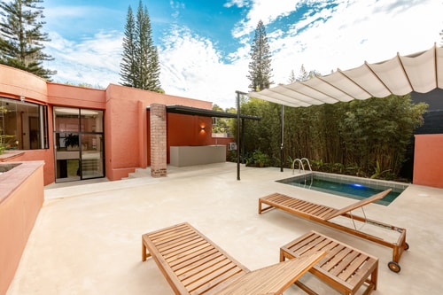 Luxury villa for groups. Pool and BBQ in Poblado 62 My Places