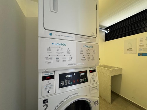 Laureles Luxury Loft A/C, Close to Stadium-Rooftop 32 My Places