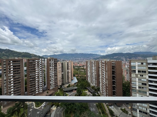 Elegant 3BR Apt w/ Panoramic Views | Envigado 7 My Places