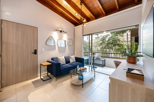 Modern 2BR Apartment w/ A/C | Laureles 2 My Places
