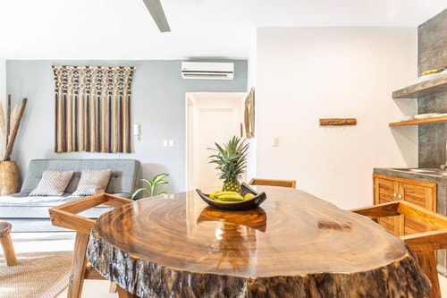 BuenaVida Boho 2BR in La Veleta w/ Pool