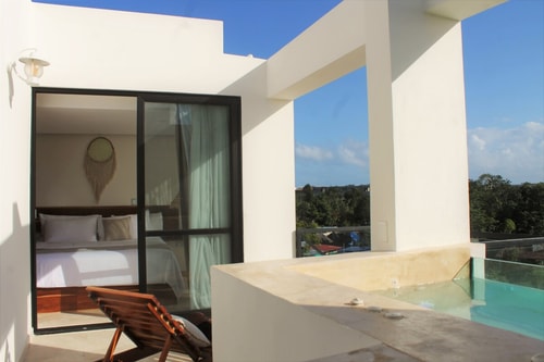 PH 2BDR priv/pool GYM, SPA The Waves condo VELETA