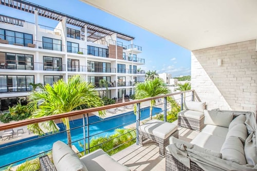 Luxury Condo in Downtown Cancun with big Pool