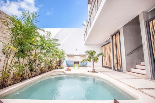 New 150mbps WI-Fi! Cozy Condo in Downtown Tulum! D